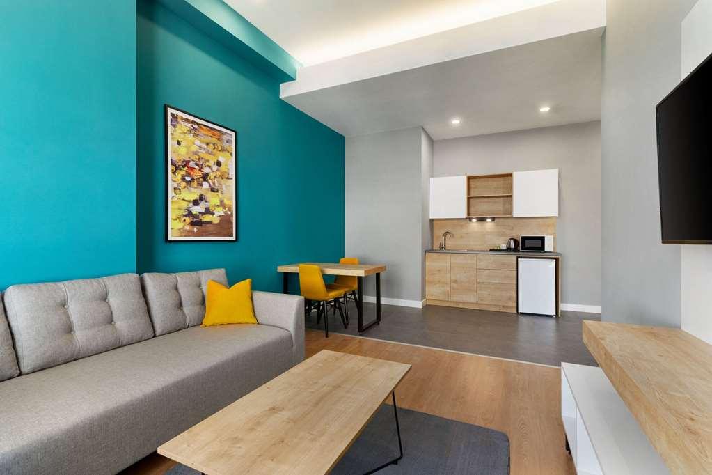 Days & By Wyndham Esenyurt Отель