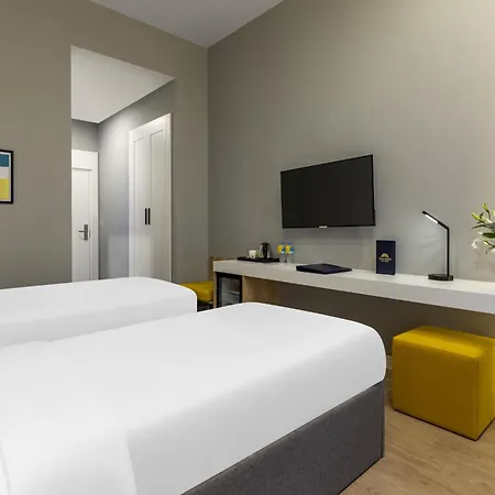 Days Inn & Suites By Wyndham Esenyurt Istanbul Exterior photo