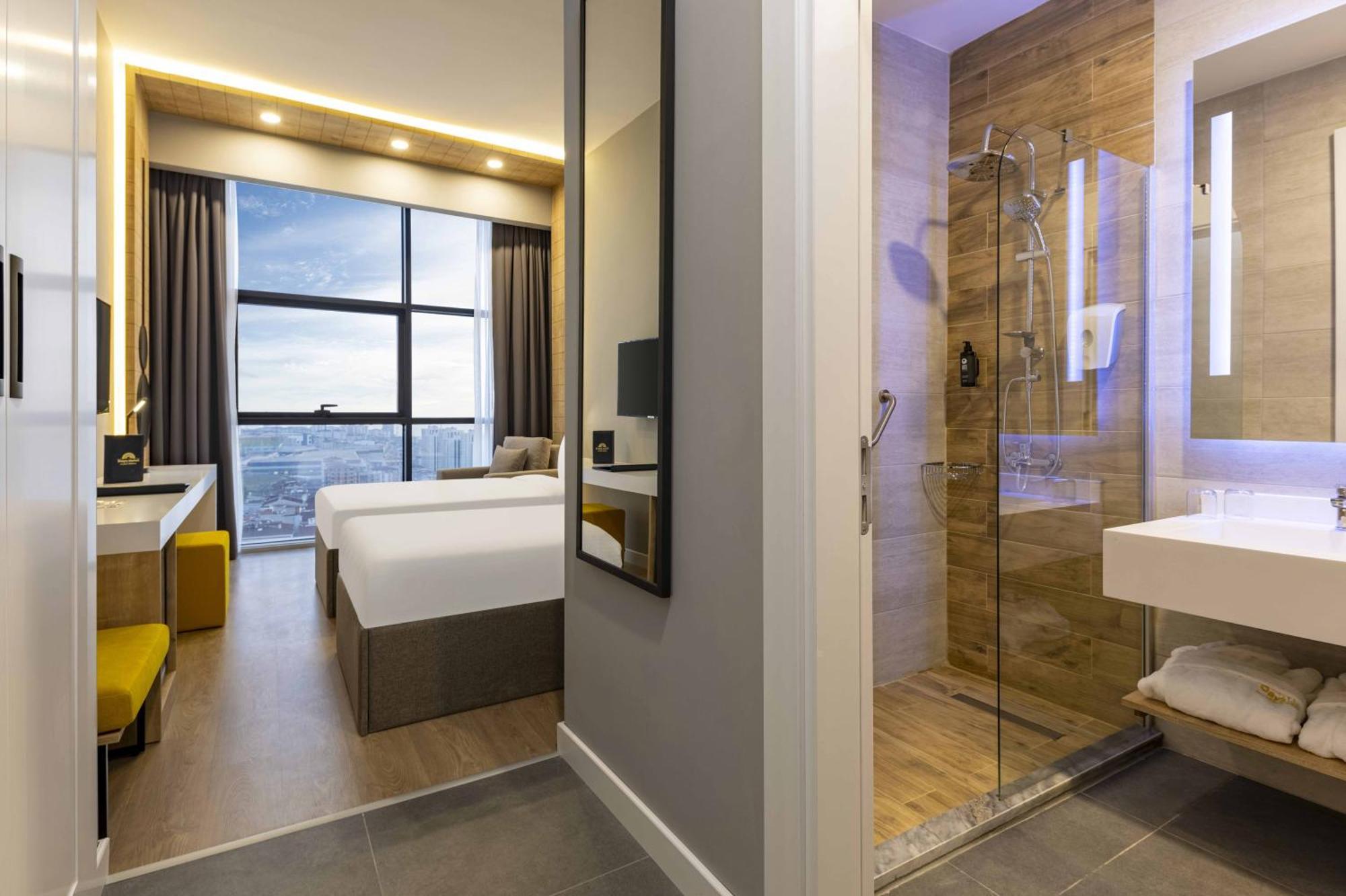 Days & By Wyndham Esenyurt 5* Istanboel