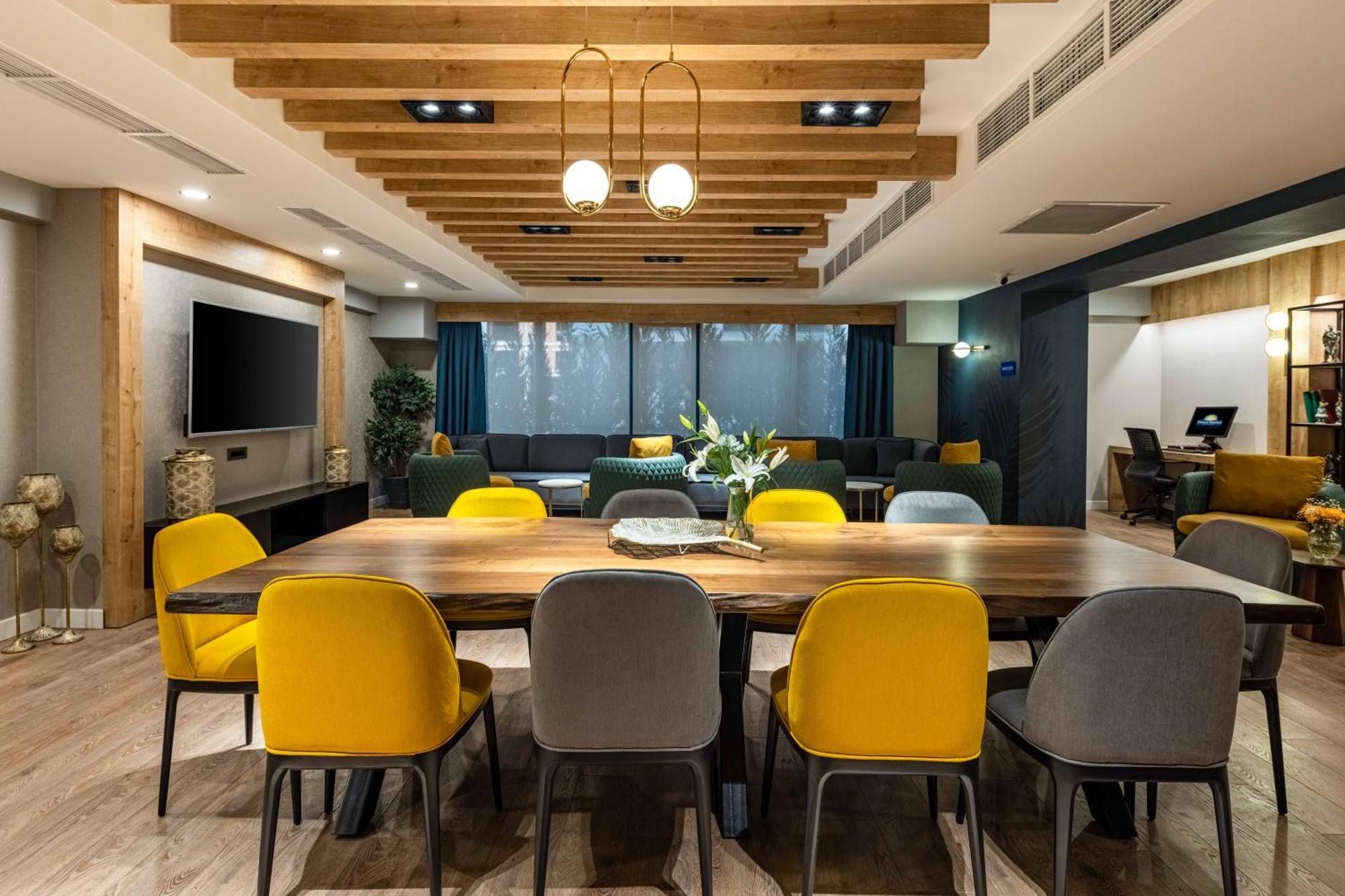 Hotel Days & By Wyndham Esenyurt Stambuł